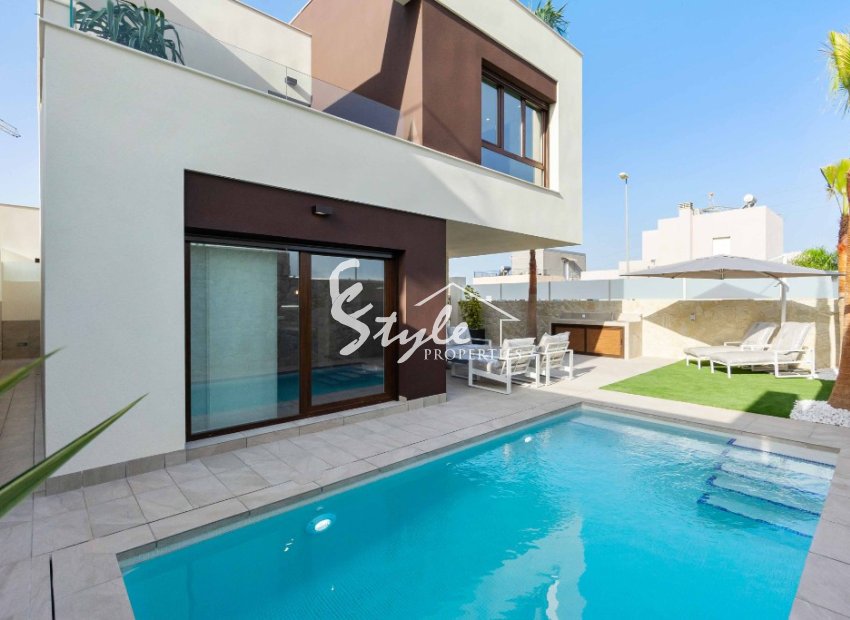 Nueva villa en venta en Rojales, Costa Blanca, España. ON1720