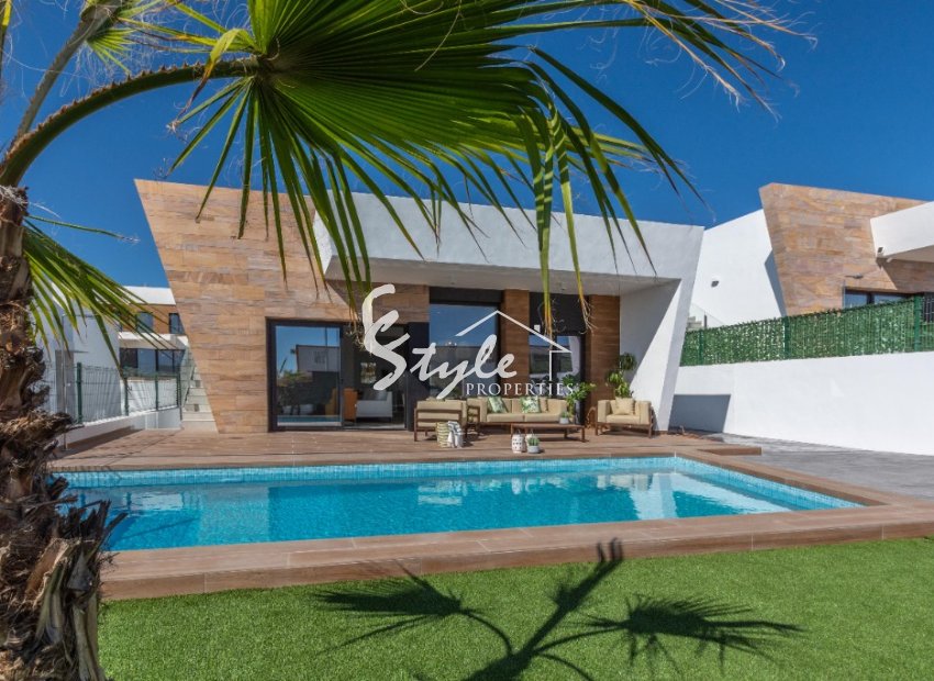 ​Nuevas villas con piscina  en venta en Benidorm,  Alicante, Costa Blanca.ON529