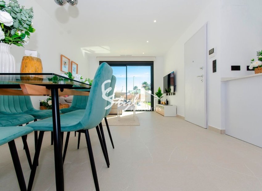 Nuevas villas en venta cerca de Los Montesinos en Costa Blanca, España. ON1517