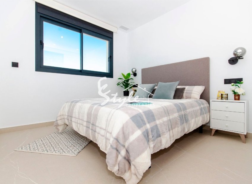 Nuevas villas en venta cerca de Los Montesinos en Costa Blanca, España. ON1517