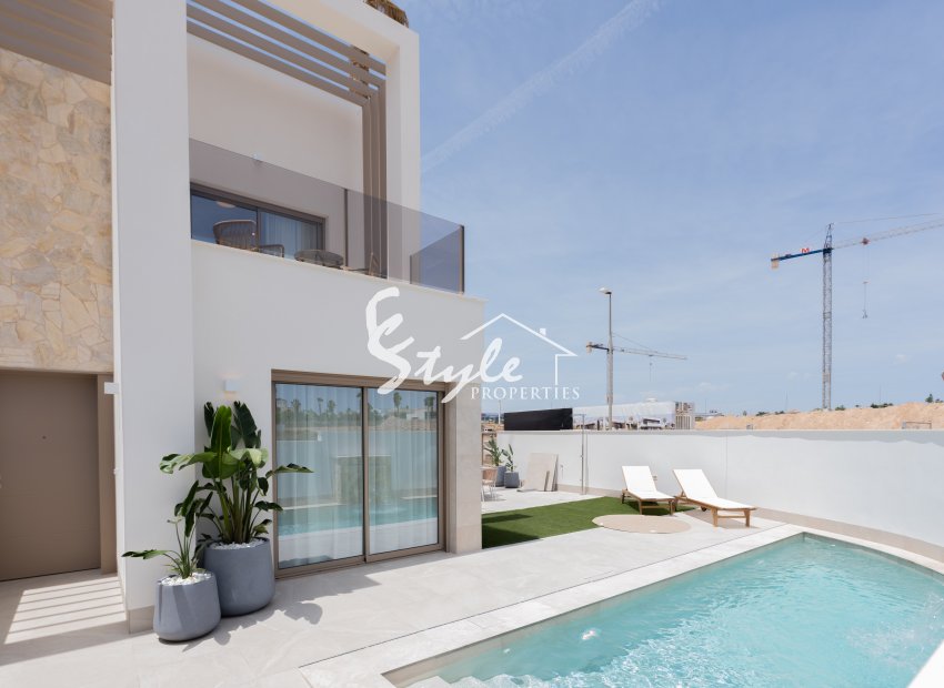 Nuevo - Adosado - Los Alcazares