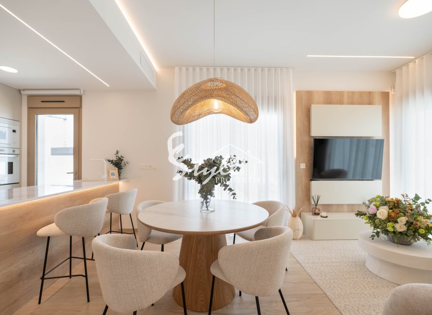 Nuevo - Adosado - Los Alcazares