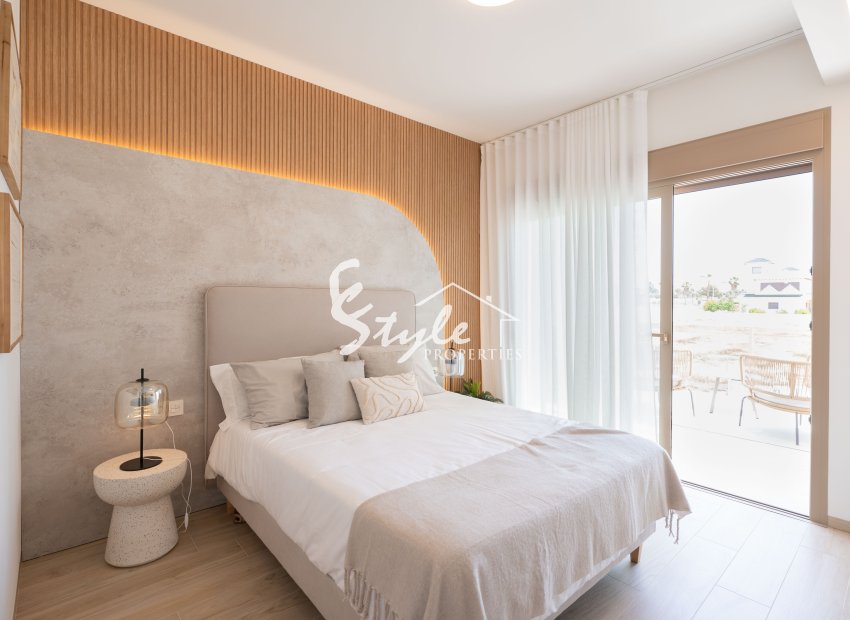 Nuevo - Adosado - Los Alcazares