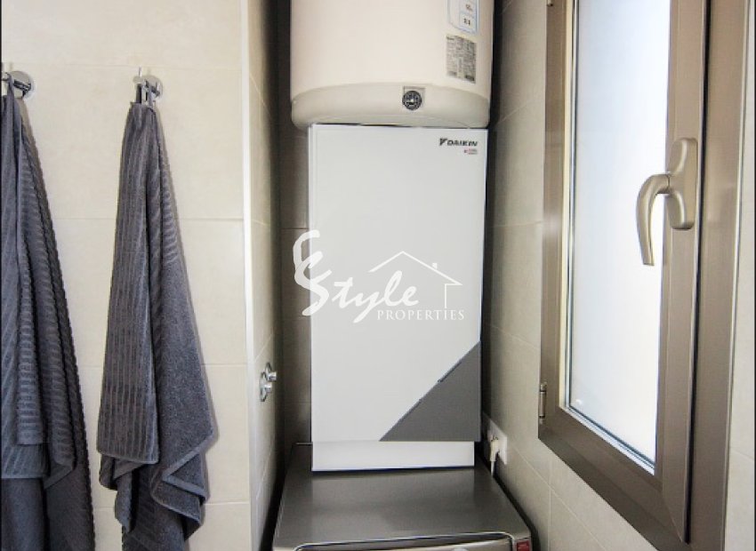 Nuevo - Apartamento - Villamartin