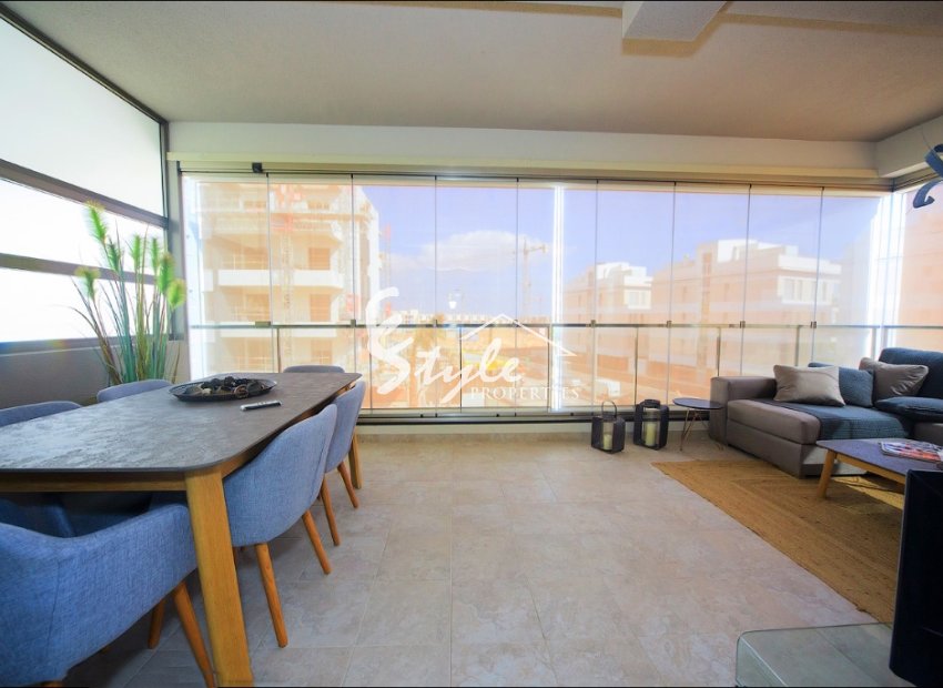 Nuevo - Apartamento - Villamartin