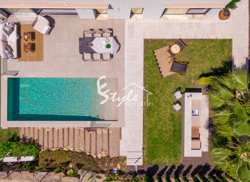 Nuevo - Detached - Las Colinas - Las Colinas Golf