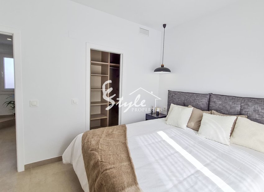 Nuevo - Detached - Las Esperanzas