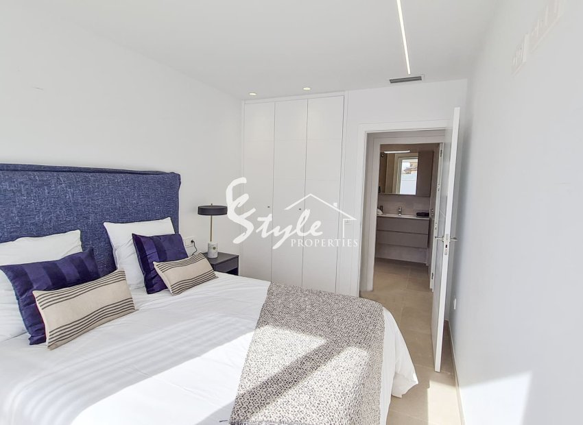 Nuevo - Detached - Las Esperanzas