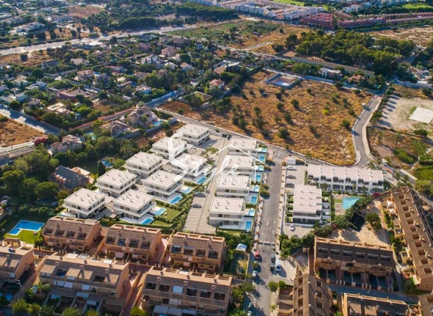 Nuevo - Semi-Detached Villa - Alicante