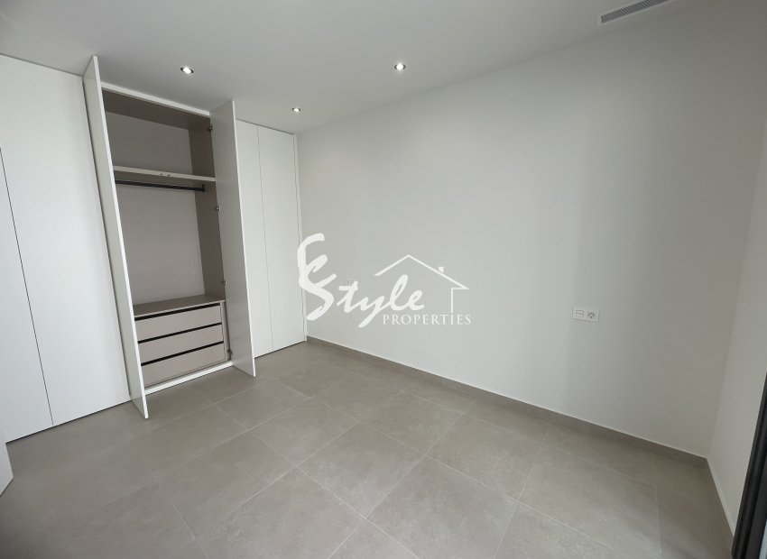 Nuevo - Villa - Alicante - Heredades
