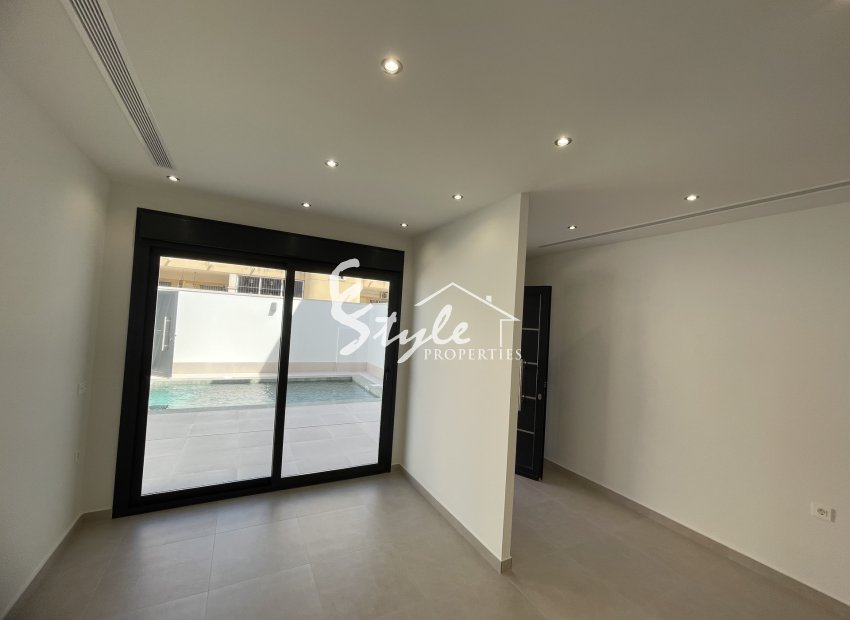 Nuevo - Villa - Alicante - Heredades