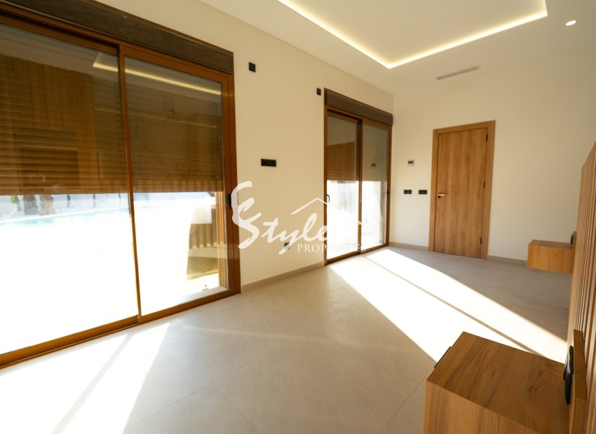 Nuevo - Villa - Benejúzar