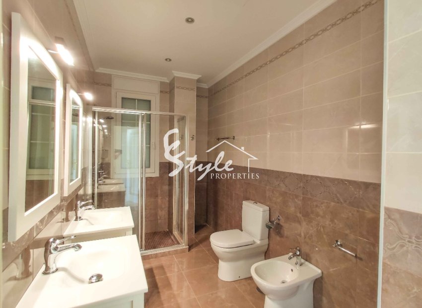 Nuevo - Villa - Cabo Roig