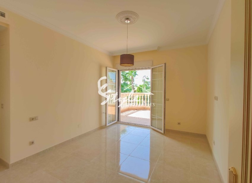 Nuevo - Villa - Cabo Roig