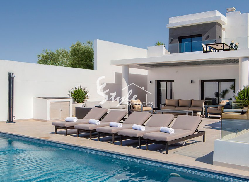 Nuevo - Villa - Ciudad Quesada