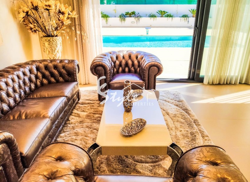 Nuevo - Villa - Dehesa de Campoamor