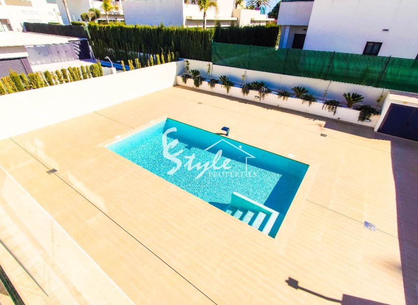 Nuevo - Villa - Dehesa de Campoamor