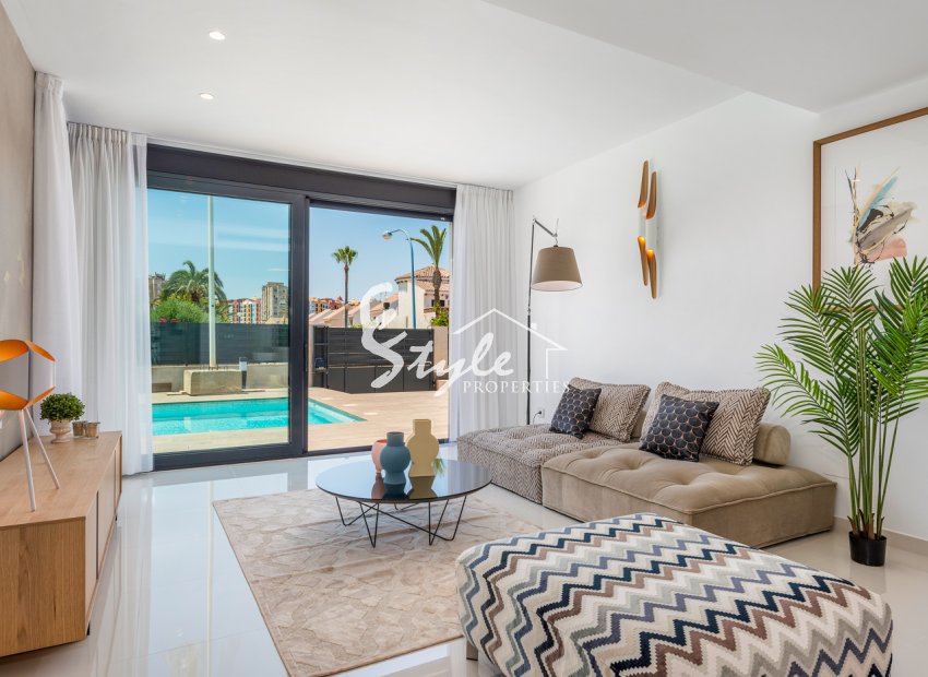 Nuevo - Villa - La Manga - Playa Paraiso