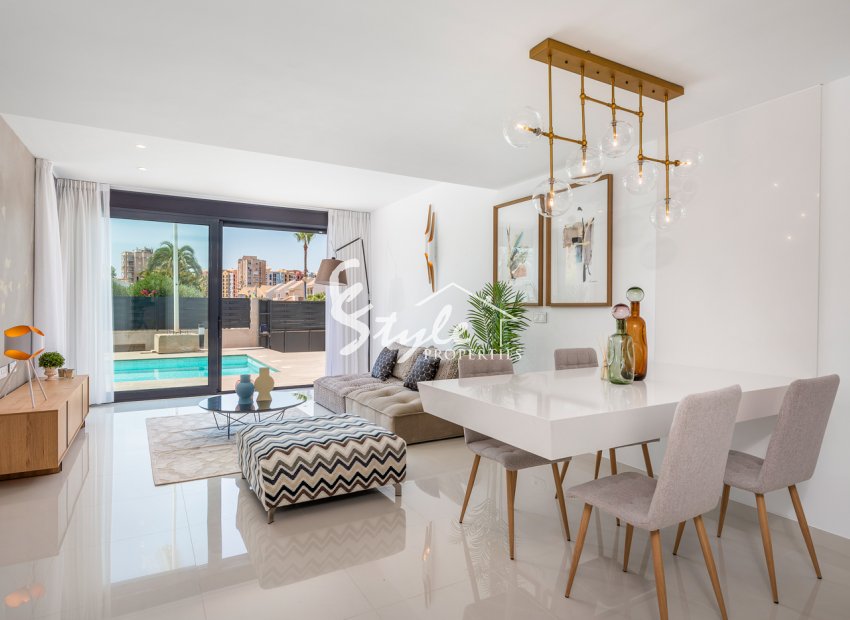 Nuevo - Villa - La Manga - Playa Paraiso