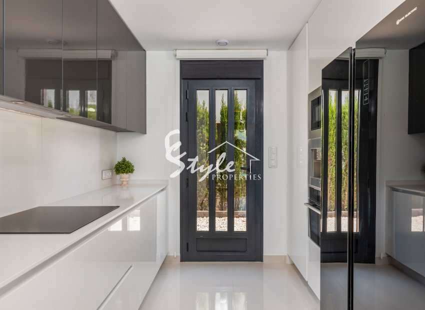 Nuevo - Villa - La Manga - Playa Paraiso