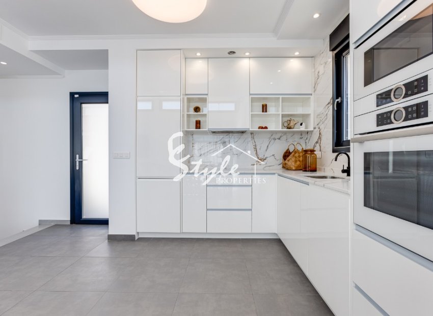 Nuevo - Villa - La Mata