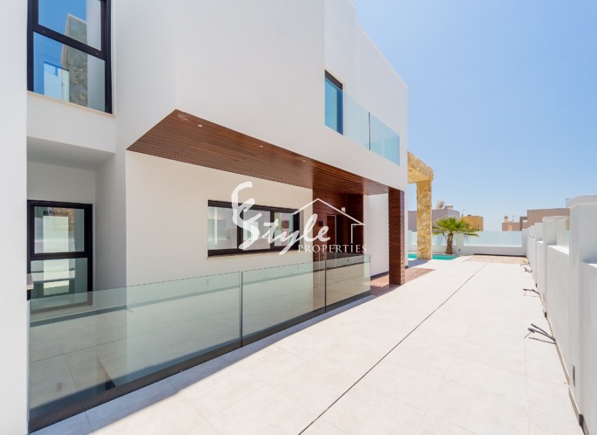 Nuevo - Villa - La Mata