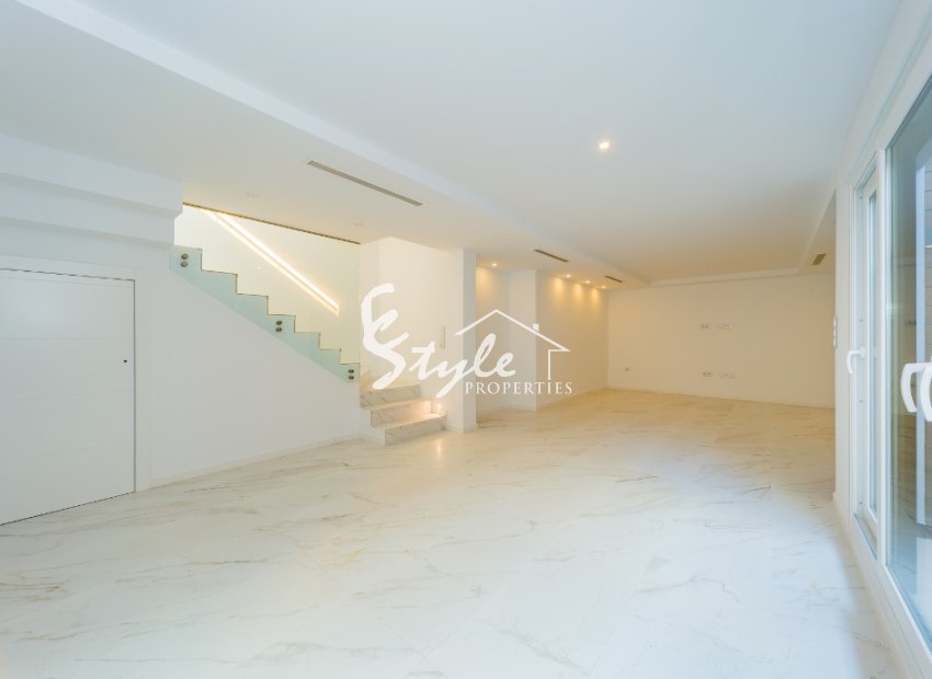 Nuevo - Villa - La Mata