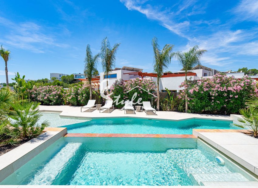 Nuevo - Villa - Las Colinas Golf