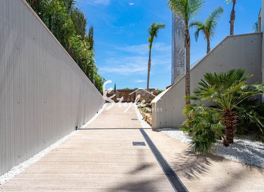 Nuevo - Villa - Las Colinas Golf
