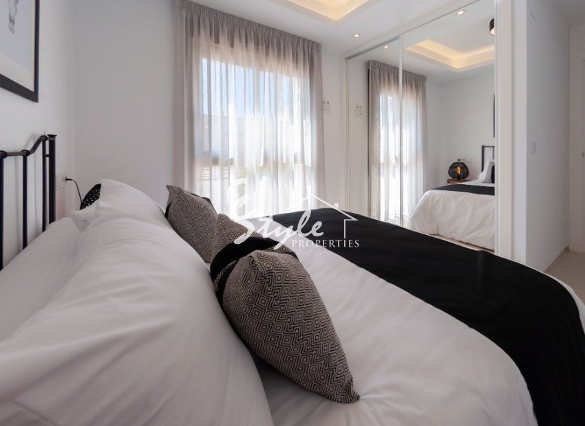 Nuevo - Villa - Los Alcazares - Alicante