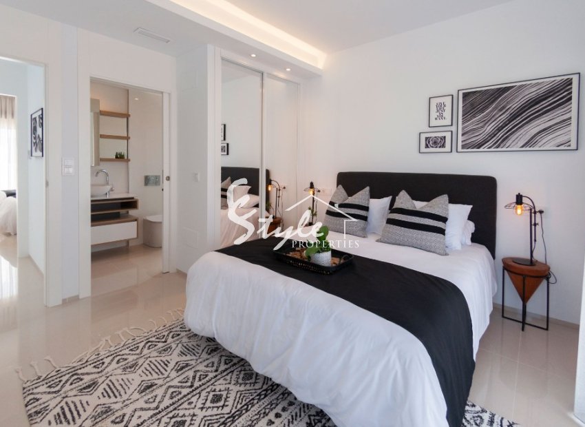 Nuevo - Villa - Los Alcazares - Alicante