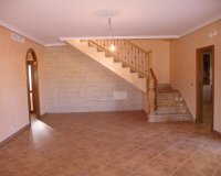 Nuevo - Villa - Los Altos