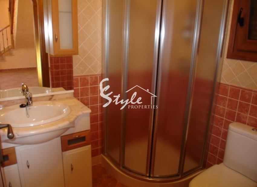 Nuevo - Villa - Los Altos