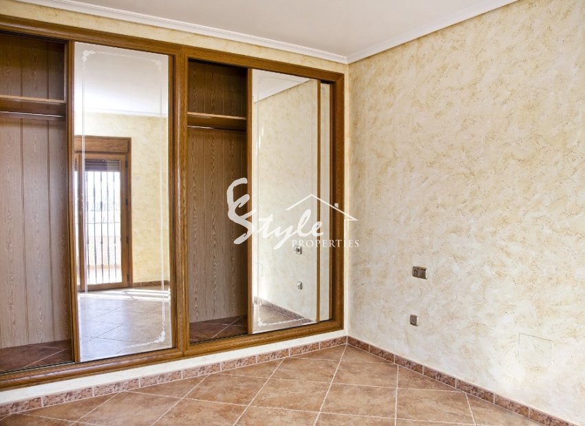 Nuevo - Villa - Los Altos