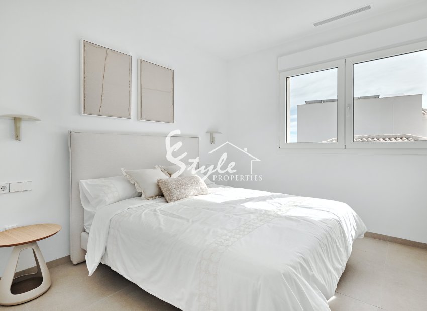 Nuevo - Villa - LOS MONTESINOS - La Herrada