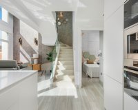 Nuevo - Villa - Los Montesinos