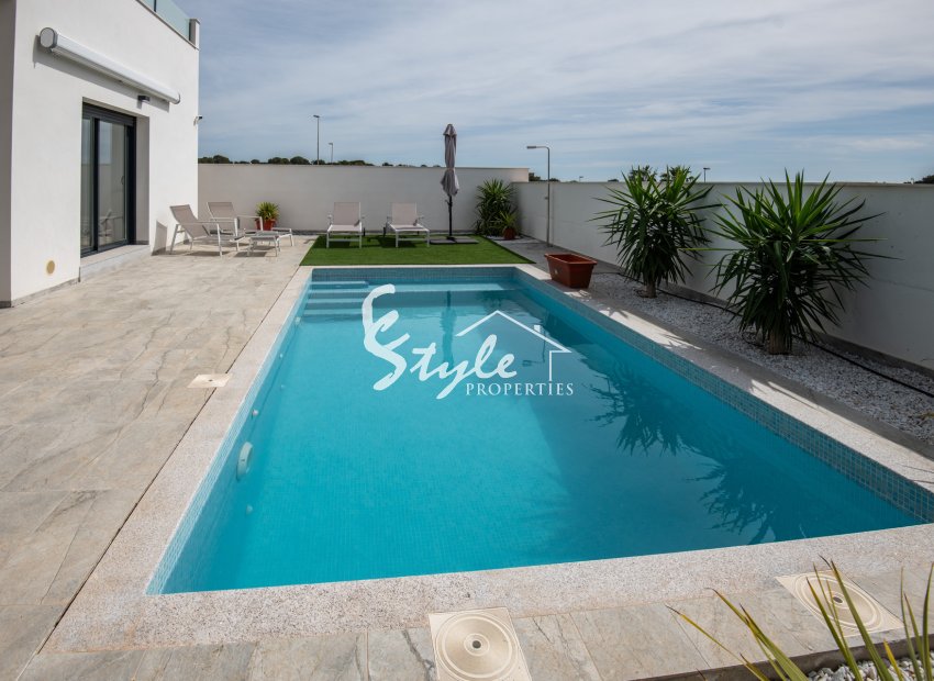 Nuevo - Villa - Pinar De Campoverde