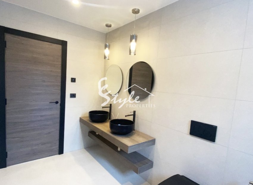 Nuevo - Villa - Torrevieja