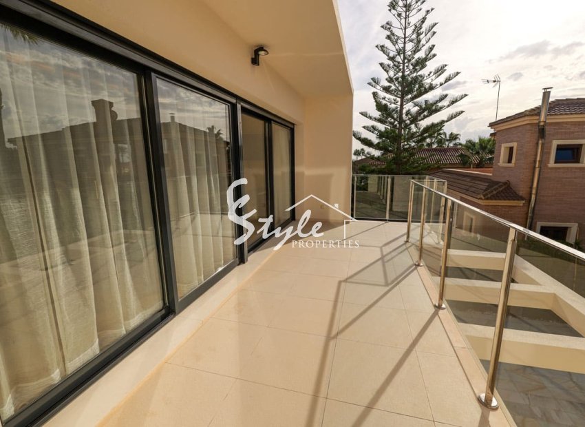 Nuevo - Villa - Torrevieja