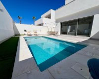 Nuevo - Villa - Villamartín - Villamartin
