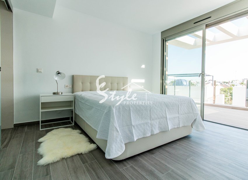 Nuevo - Villa - Villamartin