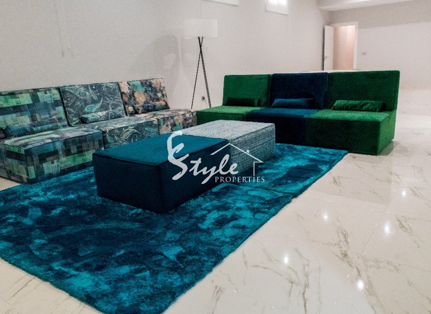 Nuevo - Villa - Villamartin