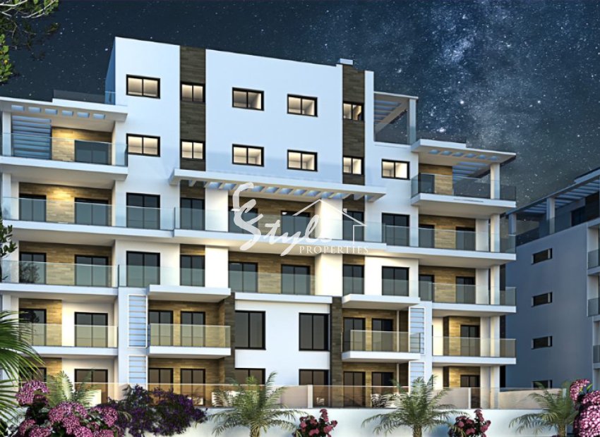 Nuevos apartamentos en Mil Palmeras, Costa Blanca, España. ID134