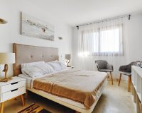 Penthouse 2 bedrooms for rent La Entrada, Punta Prima, Costa Blanca. ID092