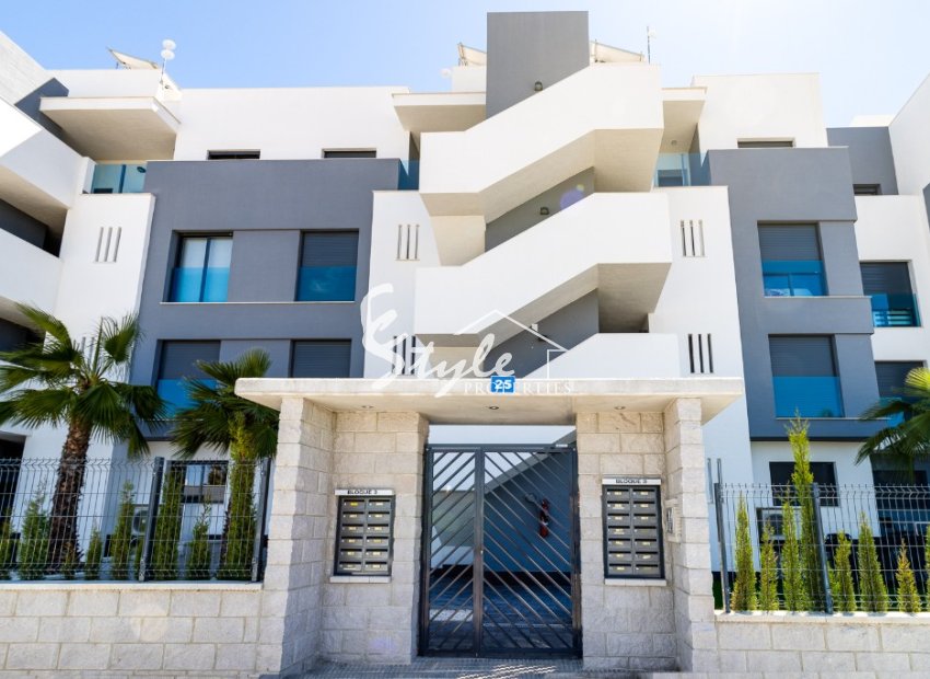 Pisos de obra nueva en venta en El Raso, Guardamar del Segura, Costa Blanca, España.ON1241_3