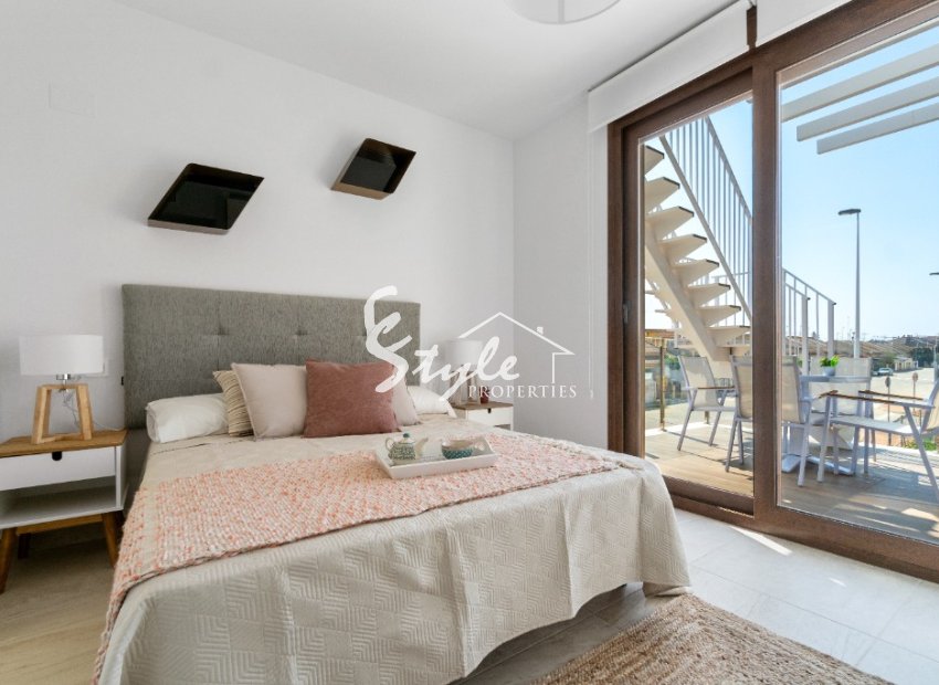 Pisos de obra nueva en venta en San Pedro del Pinatar, España.ON1474_A