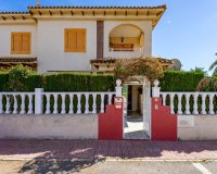 Продается бунгало на первом этаже с садом в Punta Prima,  Лос Альтос, Costa Blanca, Испания.ID2960