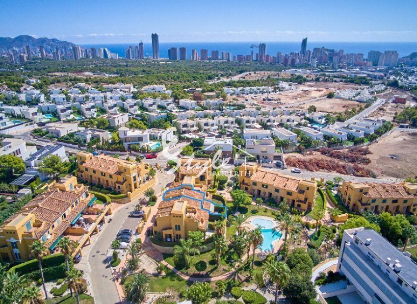 продается дом в Финестрате, Банидорм, Коста Бланка, Испания. ID2790