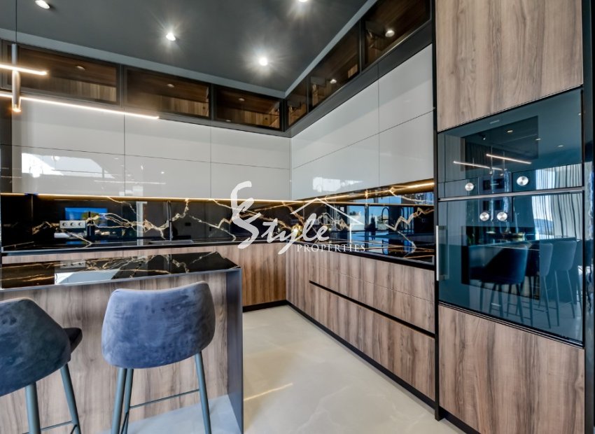 Продается новая роскошная вилла с видом на море в Финестрате, Коста Бланка, Испания. ОN1778