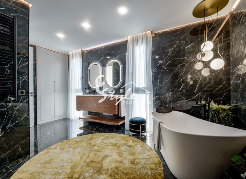 Продается новая роскошная вилла с видом на море в Финестрате, Коста Бланка, Испания. ОN1778